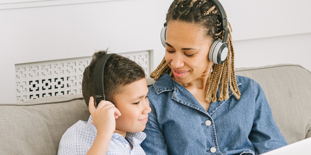 10 Financial Education Podcasts Every Parent Should Listen to