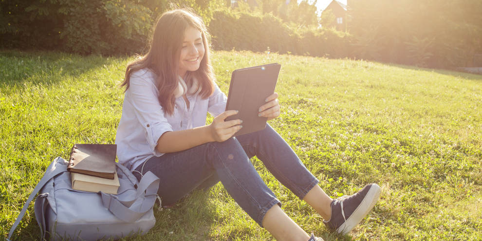 8 online safety tips for teens