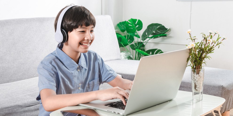 8 things to do to help keep your child safe online