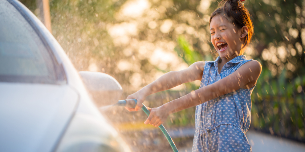 9 chores for kids to do in the summer