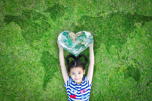 18 activities to help teach your kids kindness and compassion