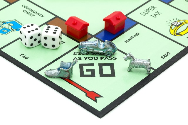 How does Monopoly teach kids about finance, money & life skills?